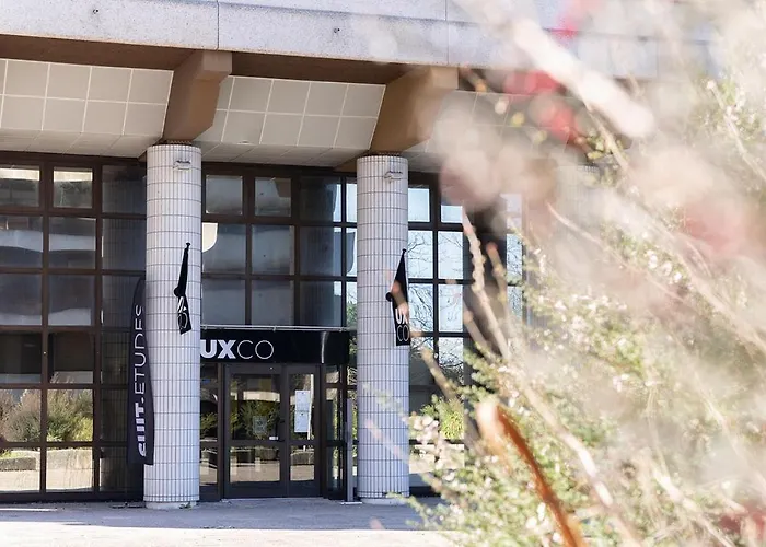 Uxco Grenad'Inn